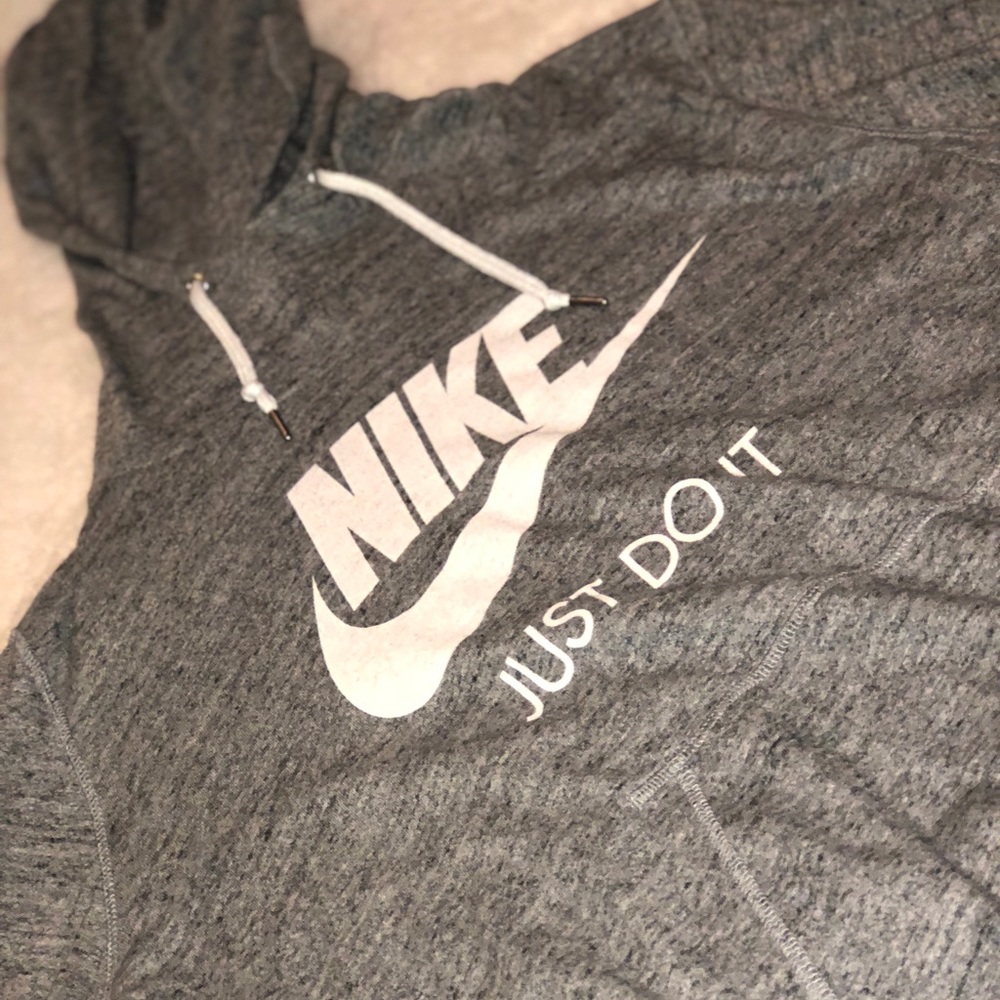 Nike sweatshirt